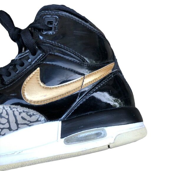 Rare 2018 Nike Air Jordan 1 Legacy 312 Black Gold Patent - Picture 16 of 16